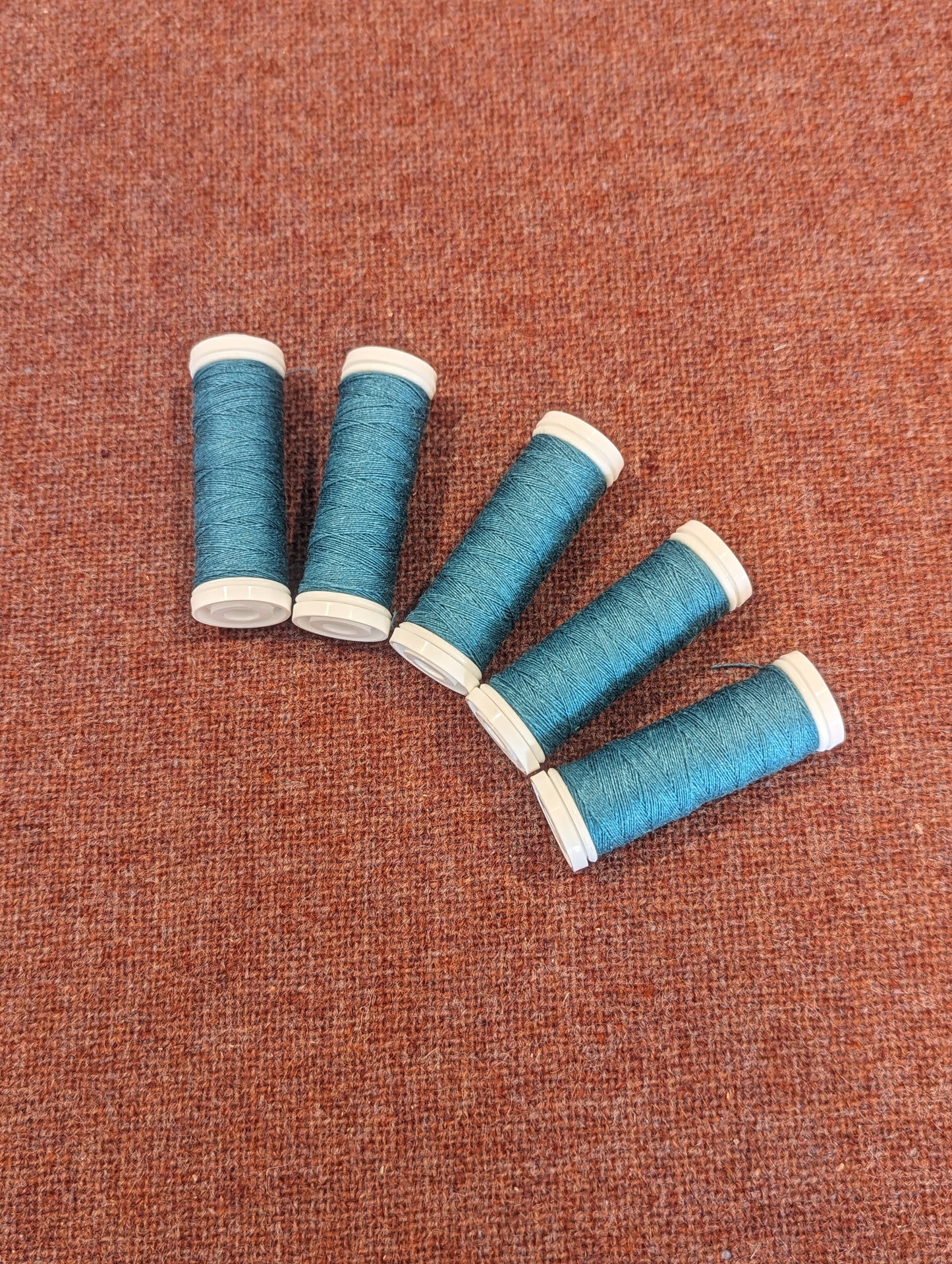 40/2 Teal Linen Thread 70m