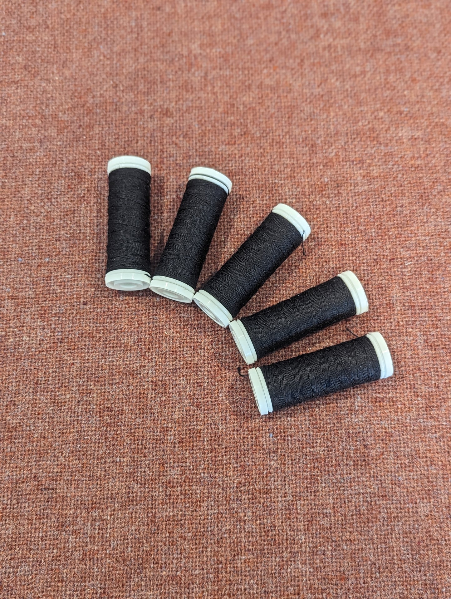 40/2 Black Linen Thread 70m